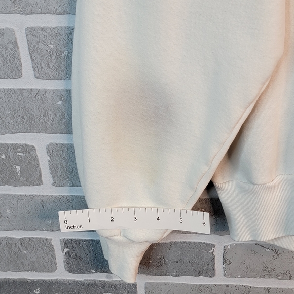 Cacun Embroidered Vintage Grandma Sweatshirt Crewneck Women's Size L - Picture 11 of 16